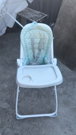 Baby high chair green lines foldable white and green