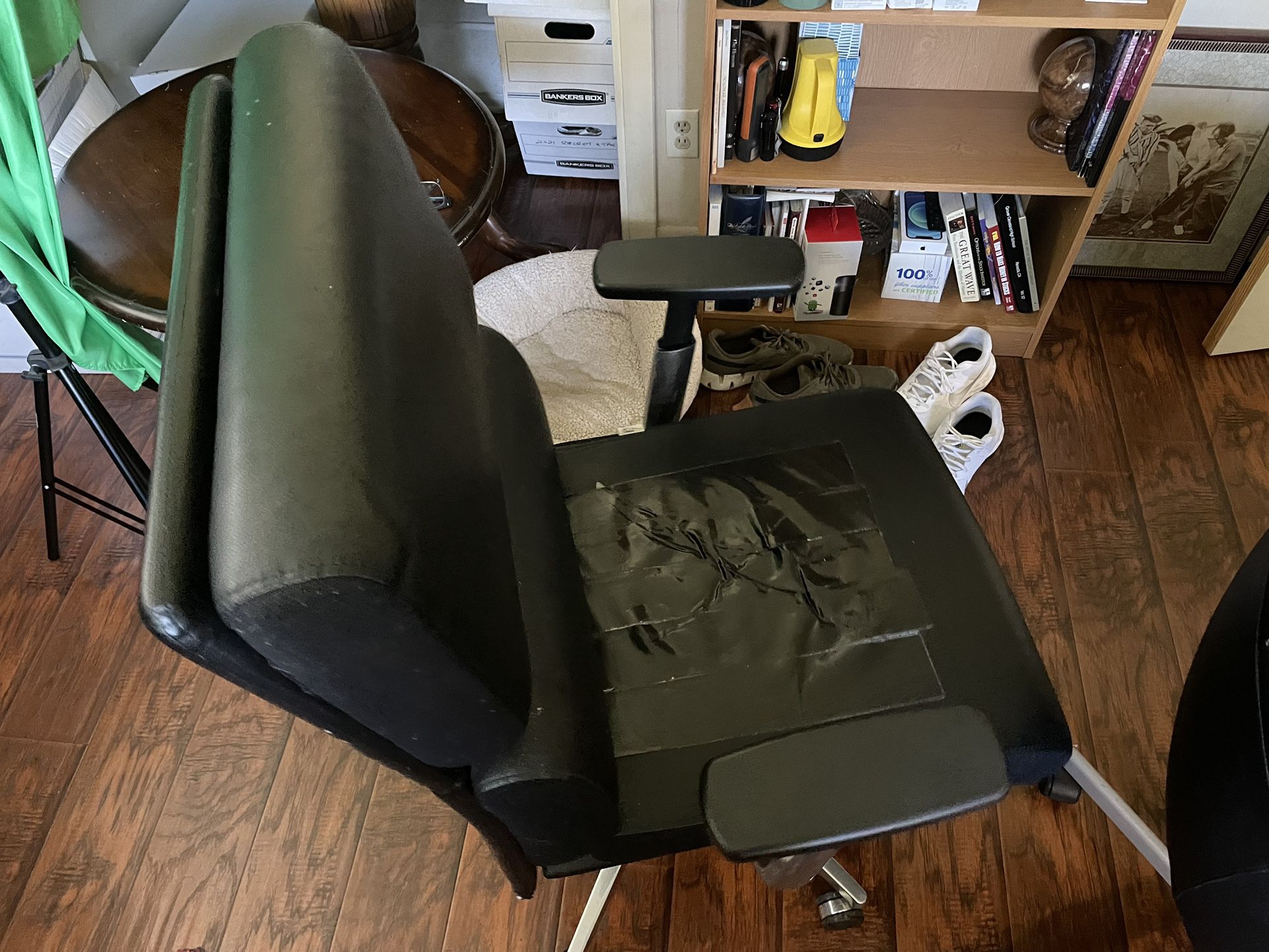 Last chance to get a great deal, Temperpedic Office Chair