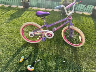 Girls Huffy Bike Training Wheels Included
