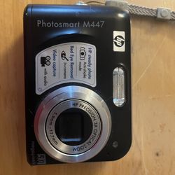 Beautiful Black W Silver Trim HP Photosmart Digital Camera M447