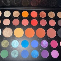 James Charles Pallet