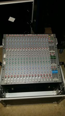 Crest audio 12 channel mixer