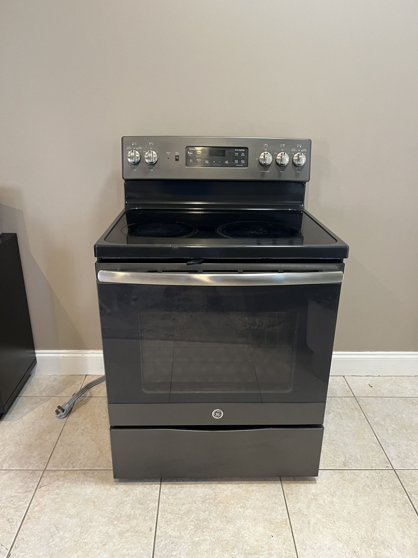 GE Electric Range Stove  Color Slate  Great working condition 