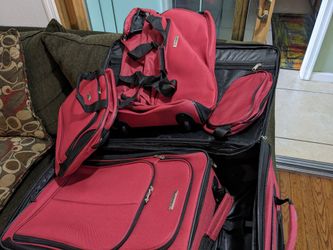 $300 Tag Ridgefield 5 Pc. Softside Luggage Set Red Suitcase Without the 27"