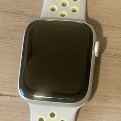 Apple Watch Series 6 44MM 