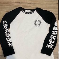 Chrome size M black and white