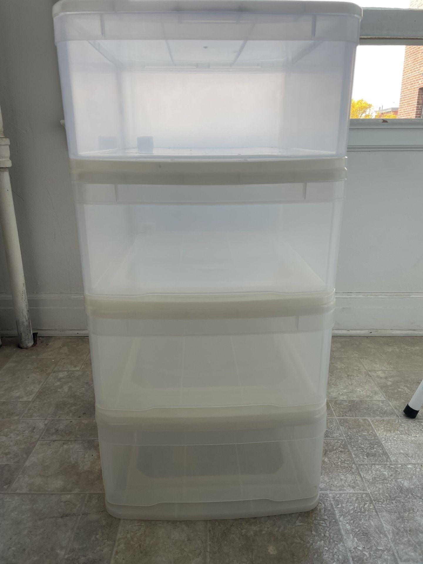 4 Stackable Plastic Drawers