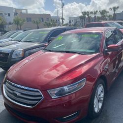 2016 Ford Taurus