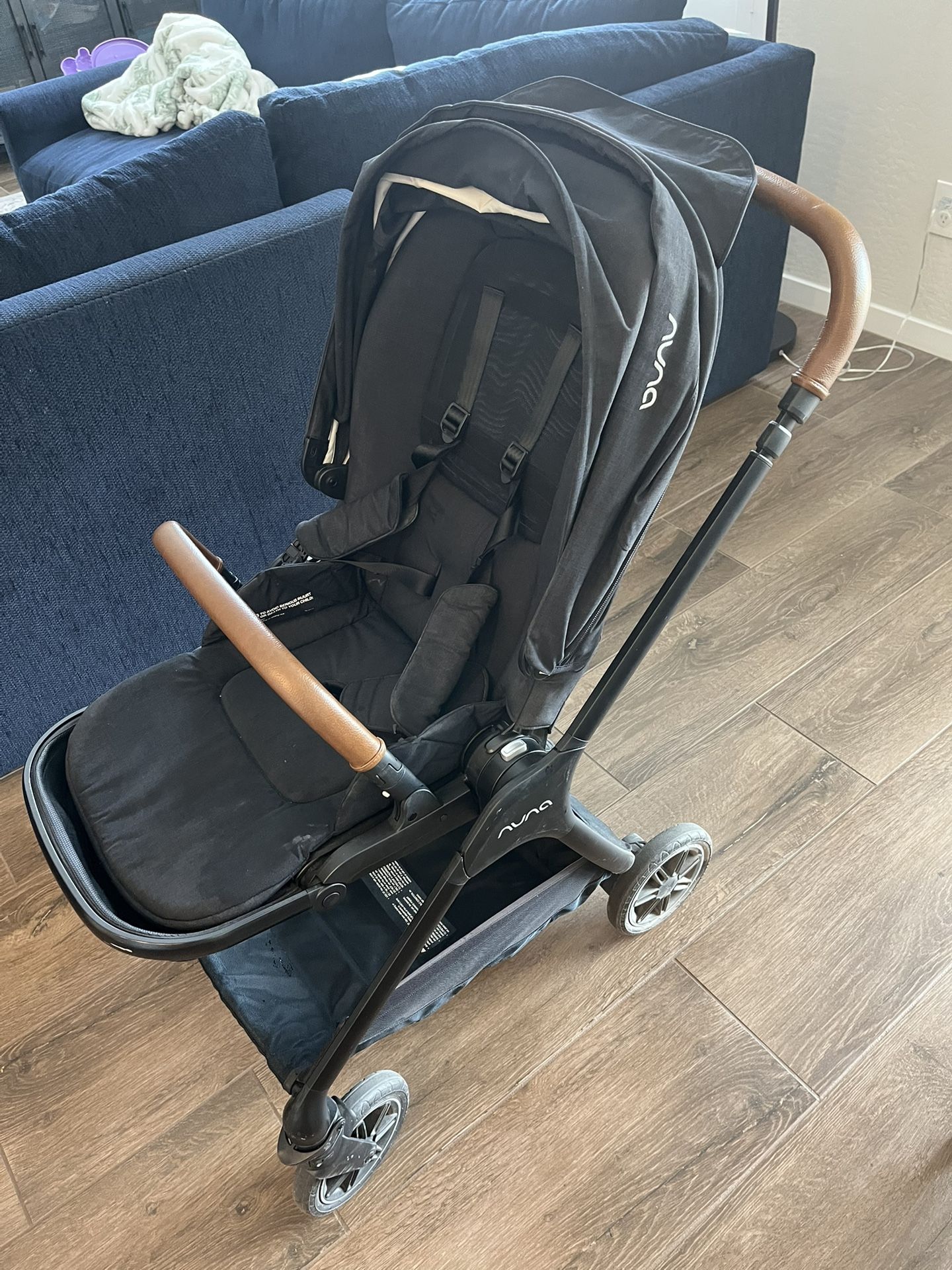 Nuna Triv Stroller, Triv Bassinet and Car Seat Adapter