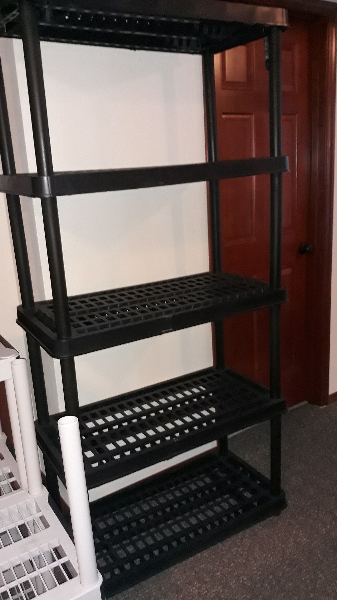 Heavy duty plastic shelving unit