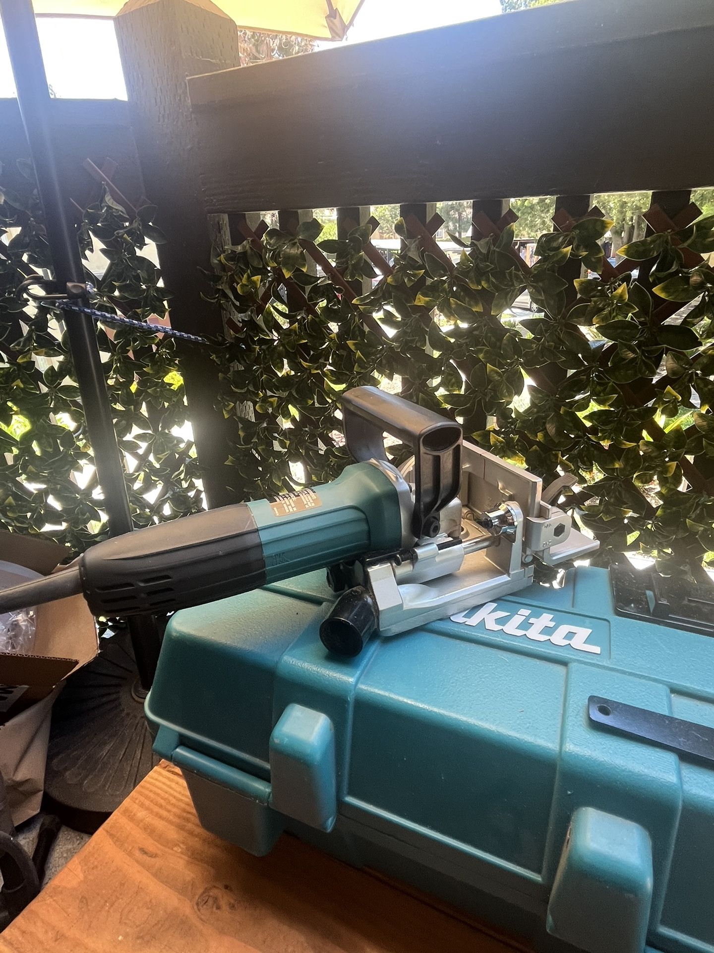 Makita Biscuit Joiner Power Tool