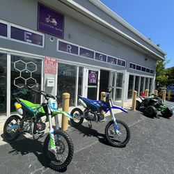 Apollo Dirt Bikes