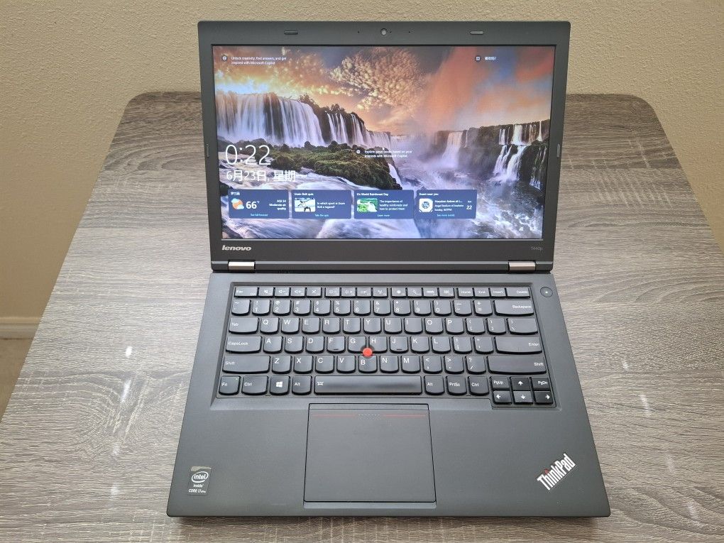 Lenovo ThinkPad – i7-4900MQ / 16GB RAM / 256GB NGFF + 512GB SSD