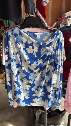 Women’s Size Medium