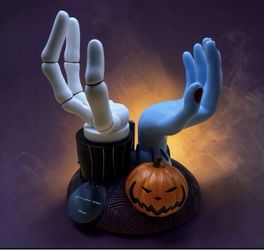 Bath & Body Works Jack Skellington & Sally Hands 3-Wick Candle Holder Pedestal