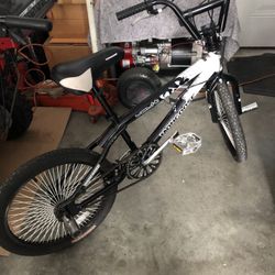 Mongoose BMX Free style Bike 20 inch