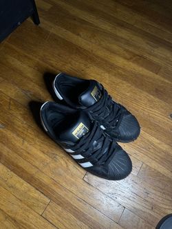 Adidas superstars black