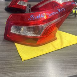 2016 Nissan Sentra Headlights