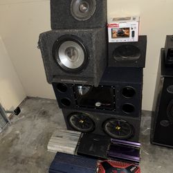 Take all Subwoofers, Amplifiers And Radio With Backup Camera