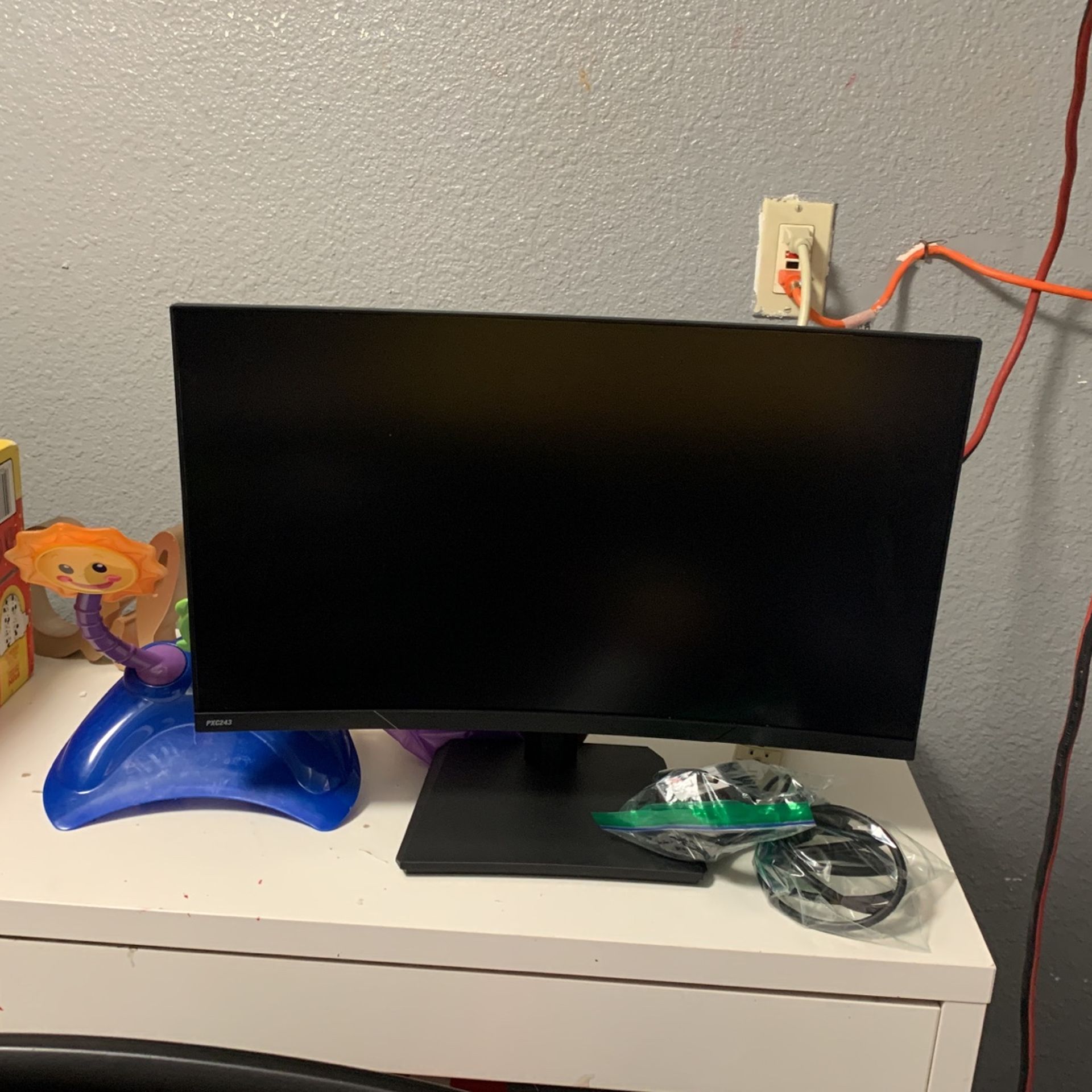 Pixio 144hz 24 Inch Curved Monitor Works Perfectly