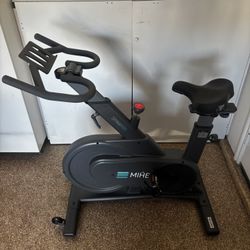 MIHE Spinx 900 Stationary Exercise Bike