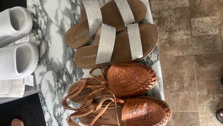 Ladies shoes
