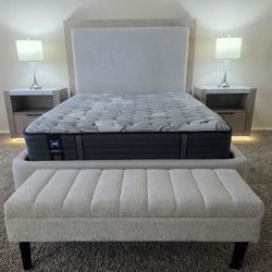 Modern Bedroom Set