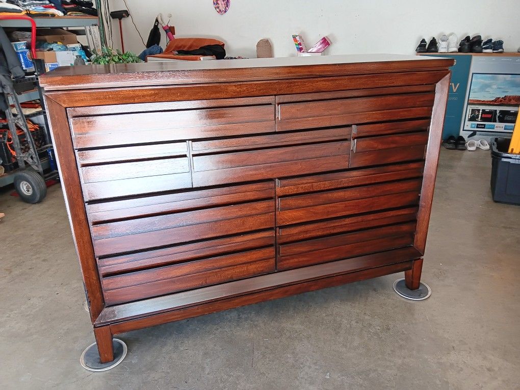 NICE SOLID WOOD DRESSER IN ESPRESSO COLOR
