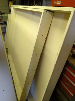 3 Free Wooden Tables