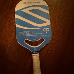 Invikta vanguard CP padel