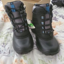 Winter/snow Coat Pants And  Boots Kids