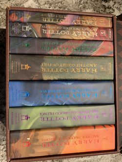 Harry Potter Books Set Of 7 Books for Sale in Frisco, TX - OfferUp