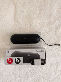 Apple Beats Pill Black