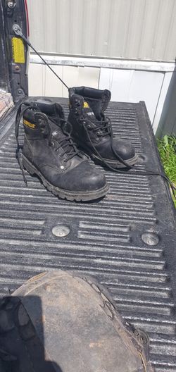 caterpillar work boots