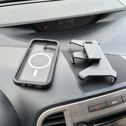 Pelican phone case brand new with box 