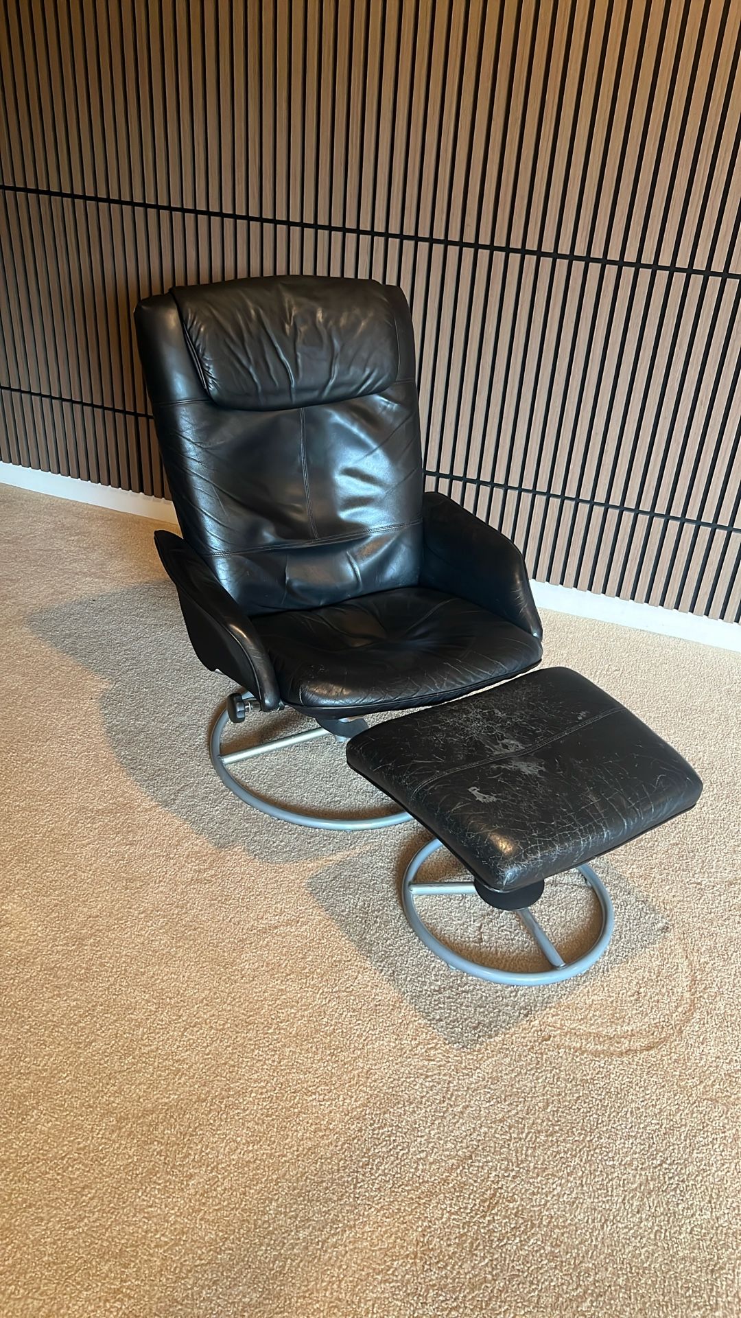 Reclining Chair With Foot Stool