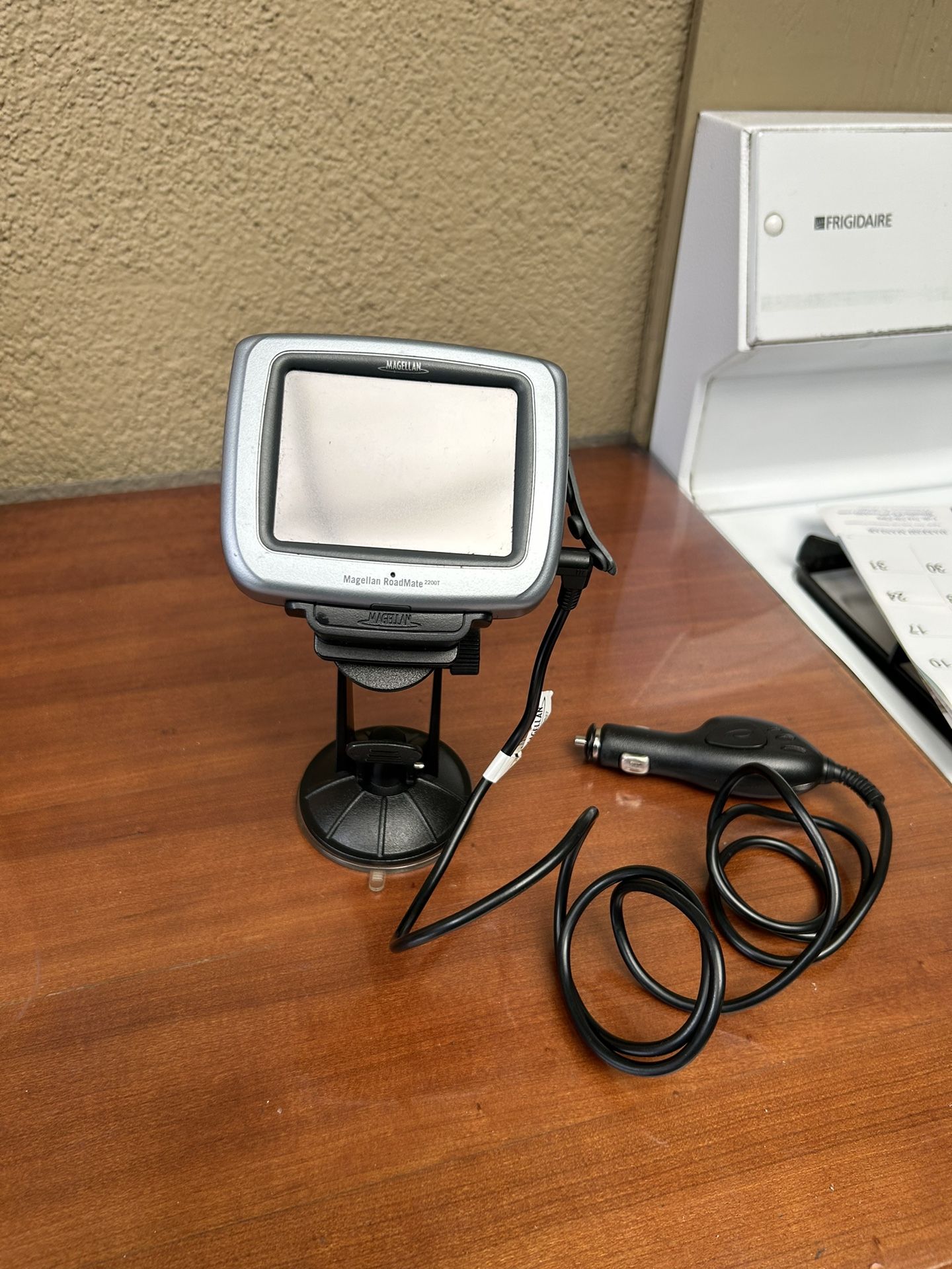 Magellan X11-15302 GPS Receiver Roadmate Navigation System in Good Condition