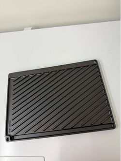 Lodge cast iron griddle / grill