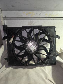 2022-2025 jeep wagoneer oem cooling fan