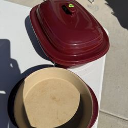 Pampered Chef Covered Baker