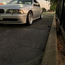 2002 BMW 530i
