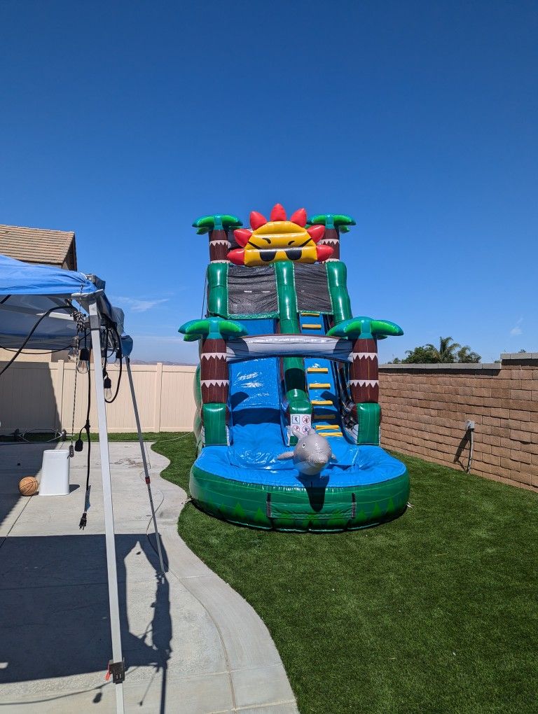 Waterslide Jumper