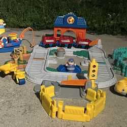  Little People Train Station Set And Boat Set And Bus Set
