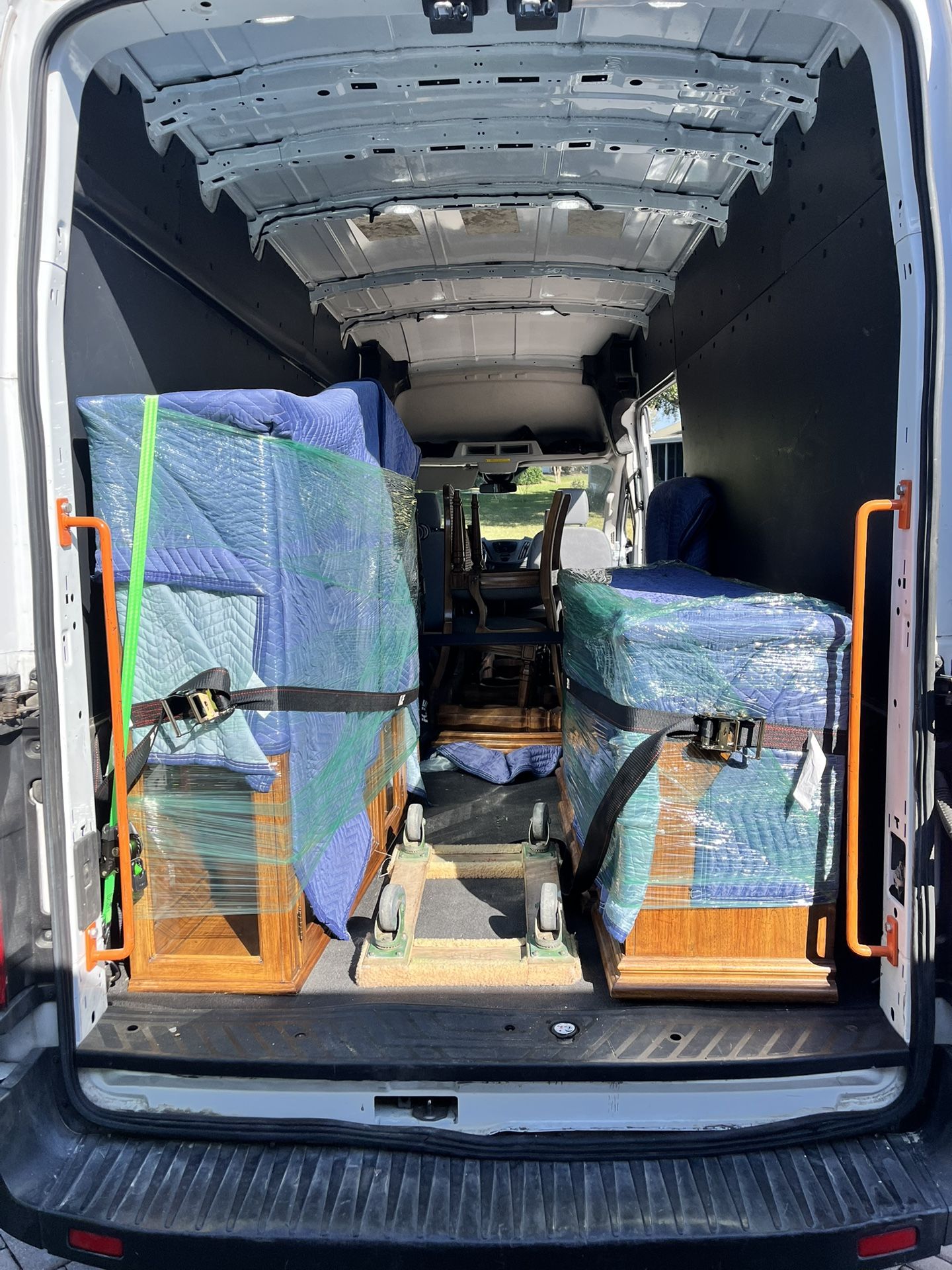 Need Something Moved in Ocala or Surrounding Areas?-Reliable Man with a Van (Fast & Local Delivery)