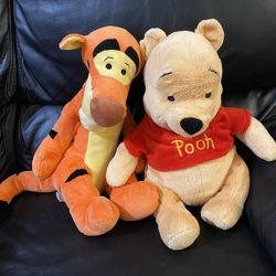 Winnie The Pooh And Tigger Plushie 