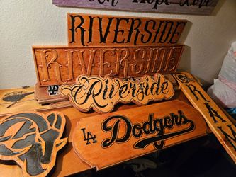 custom boards , last names , city , sports teams
