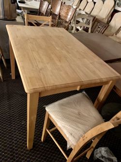 NEW EXPANDABLE SOLID WOOd COUNTERHEIGHT DINING TABLE w/ 6 STOOLS