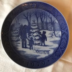 1979 Royal Copenhagen Plate