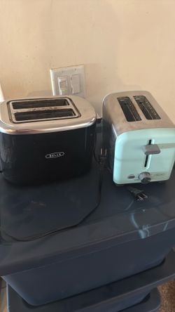 2 Bella toasters