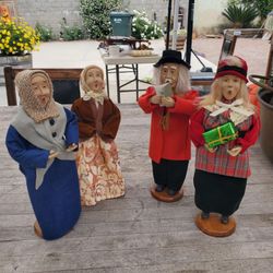 Vintage Christmas carolers